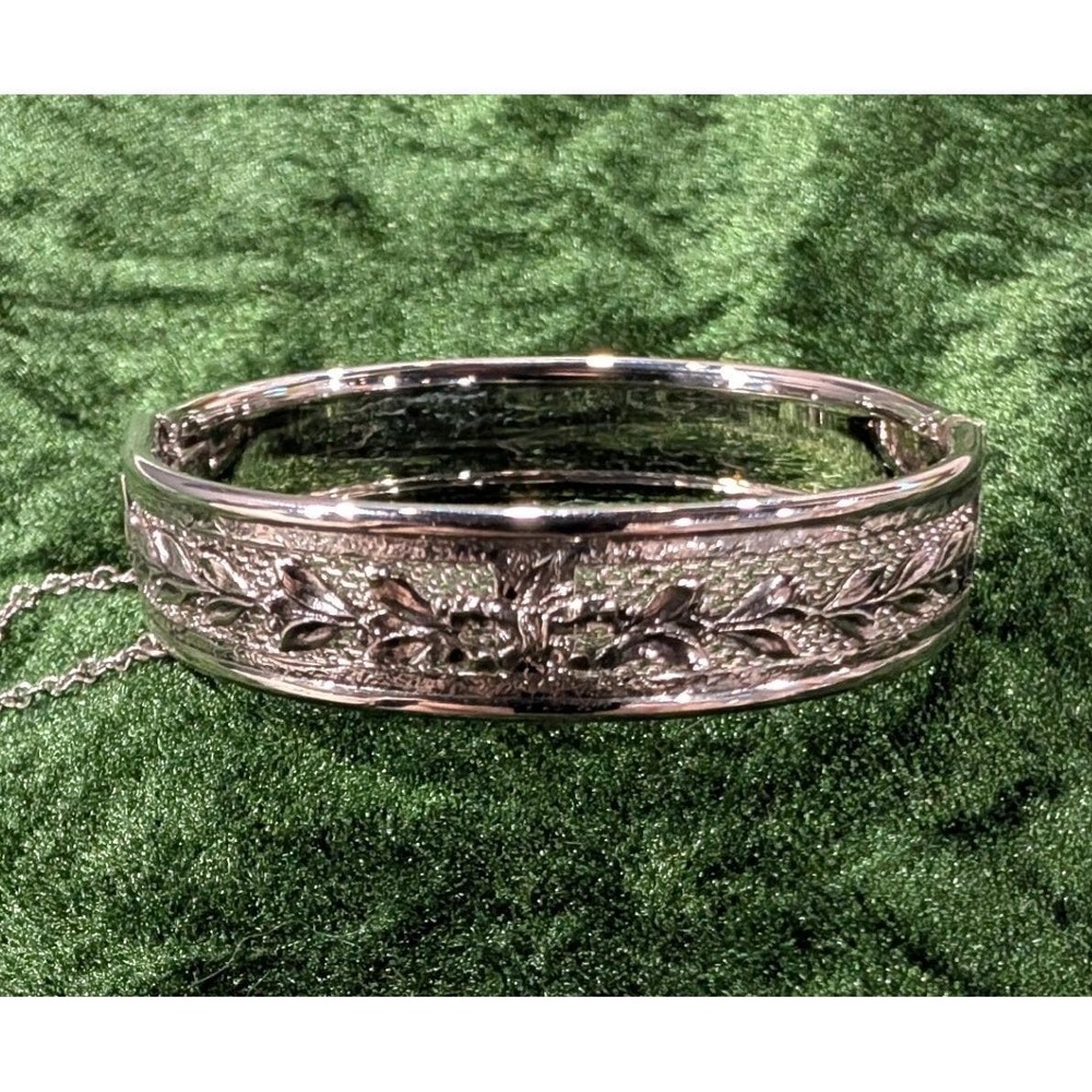 Vintage Whiting & Davis Floral Repousse Hinged Bangle Bracelet Silver Tone